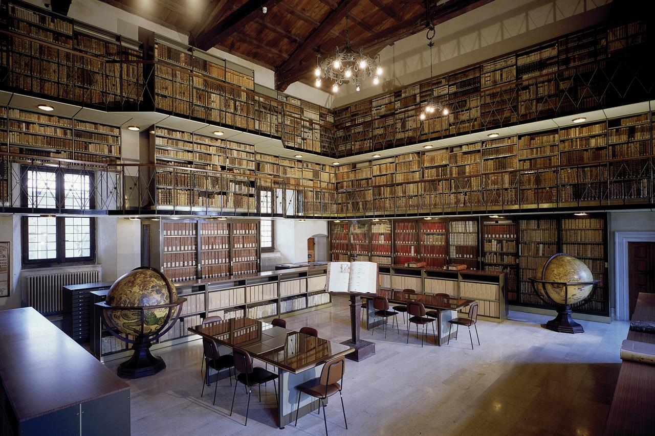 Biblioteca Planettiana - foto U. Ubaldi